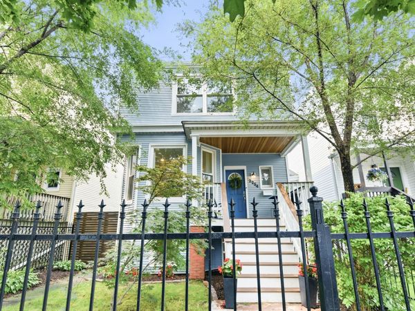 2254 N Central Park Avenue , Chicago, IL 60647