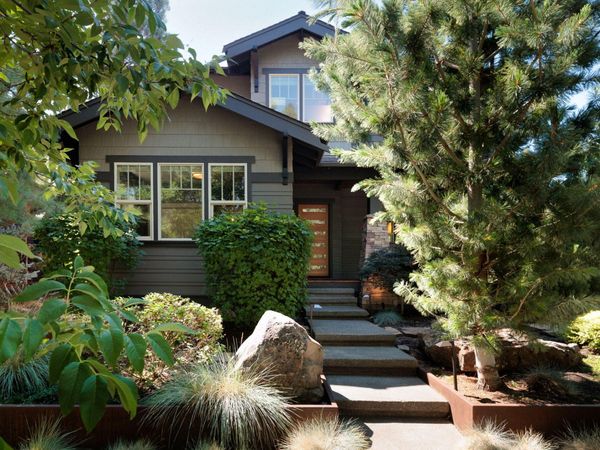 2425 NW Lemhi Pass Drive, Bend, OR 97703