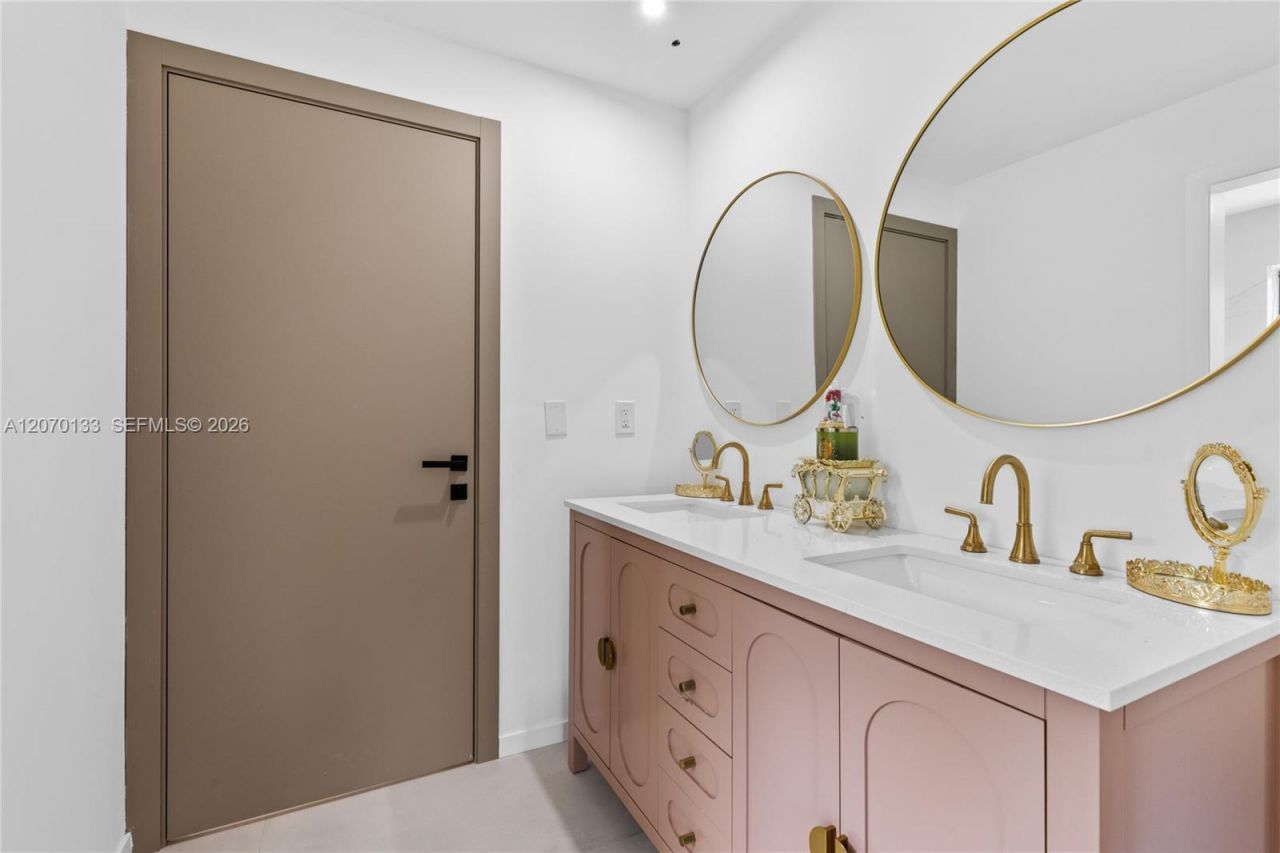 200 N 52nd Ave , Hollywood, FL 33021 Photo