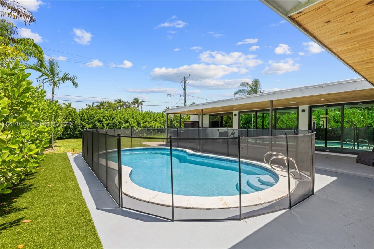 200 N 52nd Ave , Hollywood, FL 33021 Photo