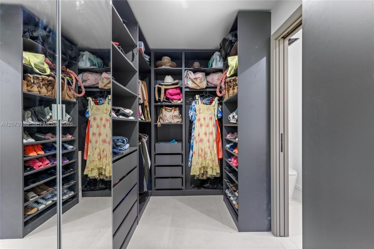 200 N 52nd Ave , Hollywood, FL 33021 Photo