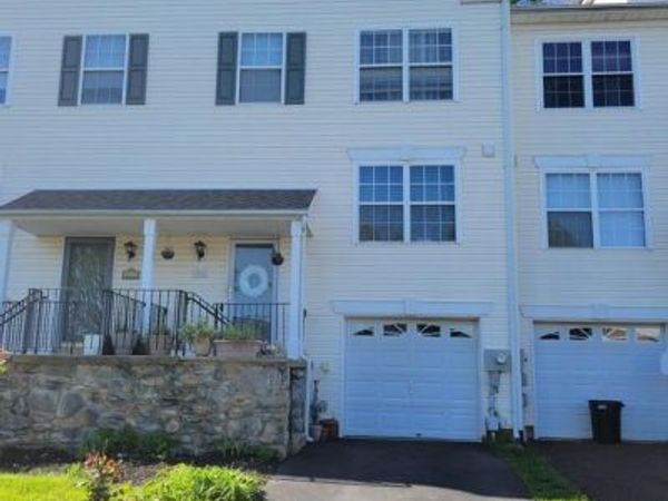 4590 LOUISE SAINT CLAIRE DRIVE , DOYLESTOWN, PA 18902