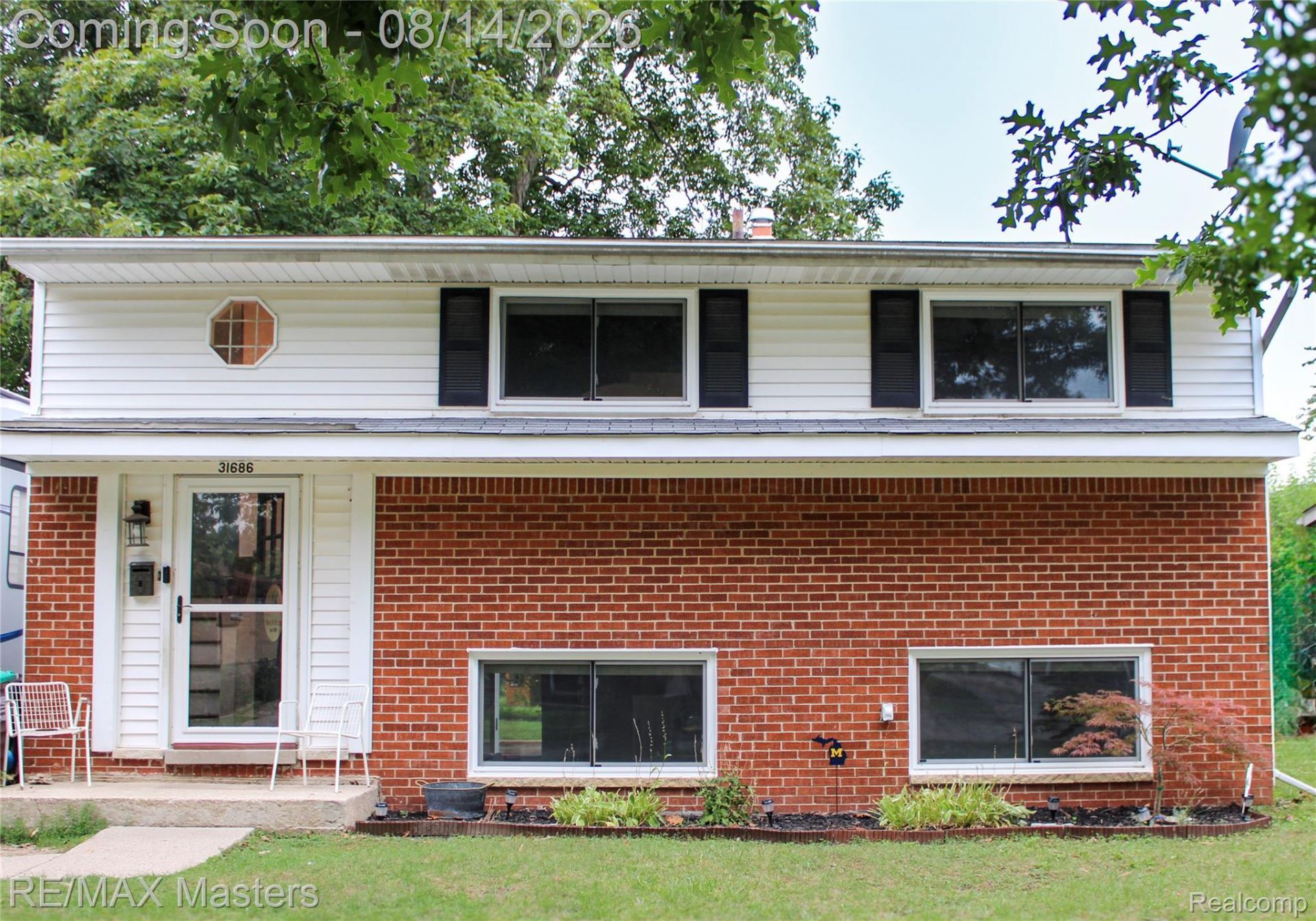 31686 Hazel Street, Rockwood, Mi 48173 Main Photo