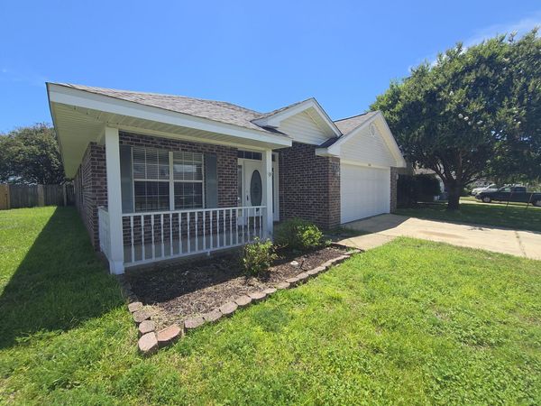 418 Pristine Water Lane, Mary Esther, FL 32569