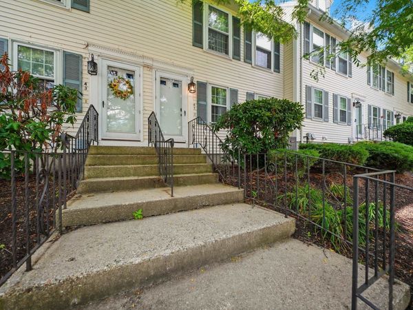 41 Beech Hill Avenue, Manchester, NH 03103