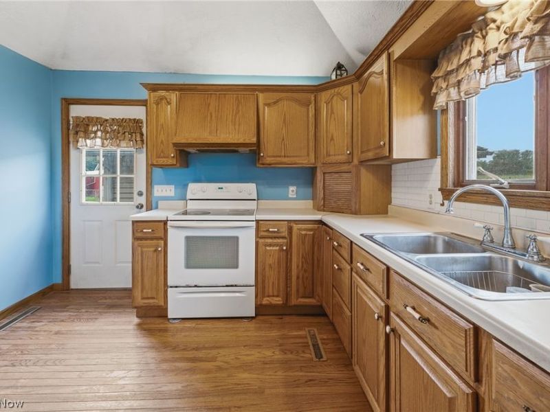 3592 Washington Street SE, Carrollton, OH 44615 Photo 10