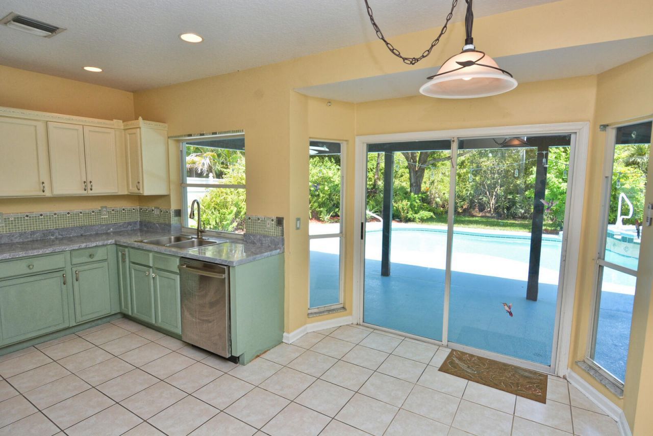 900 NW Waterlily Place, Jensen Beach, FL 34957 Photo