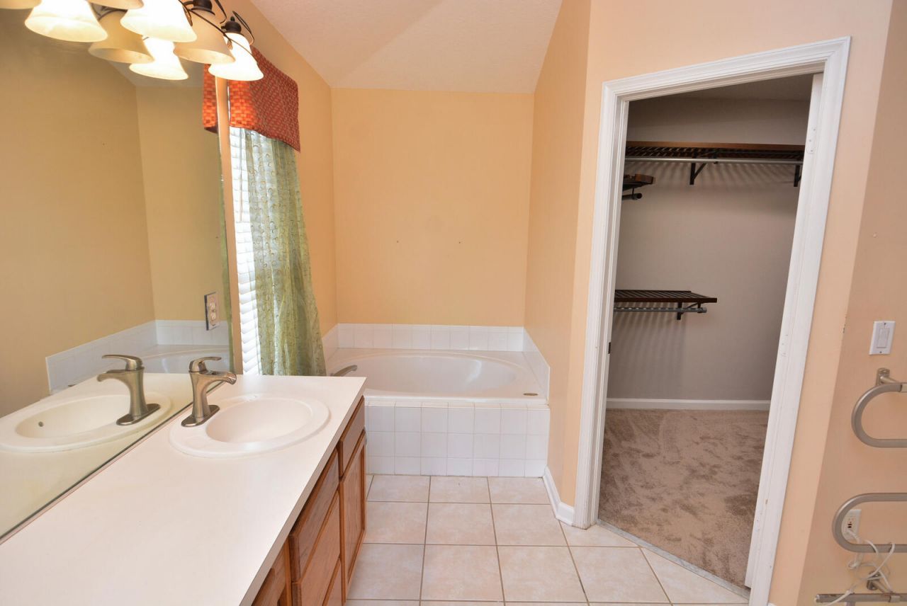 900 NW Waterlily Place, Jensen Beach, FL 34957 Photo