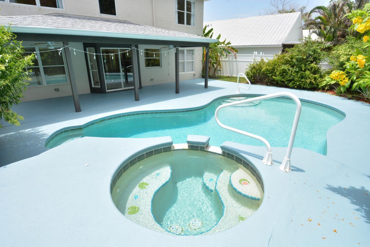 900 NW Waterlily Place, Jensen Beach, FL 34957 Photo