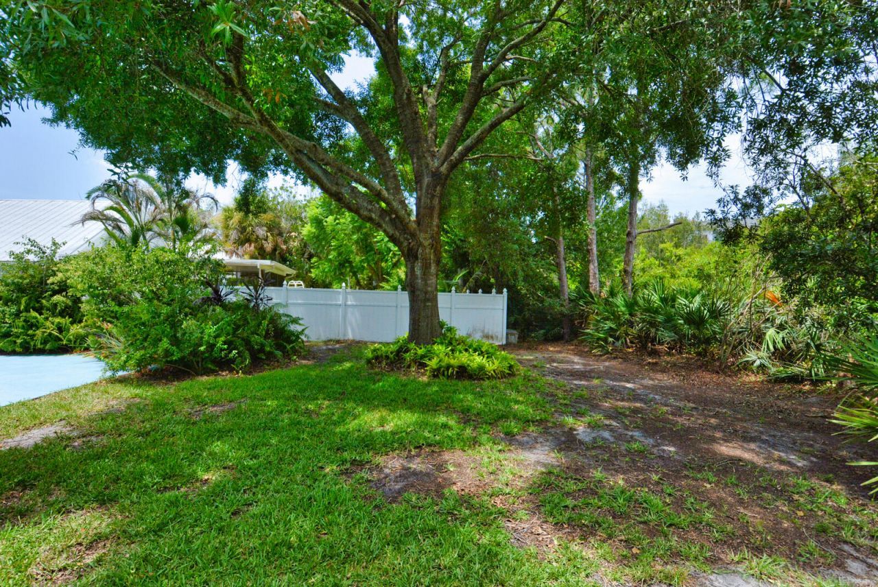 900 NW Waterlily Place, Jensen Beach, FL 34957 Photo