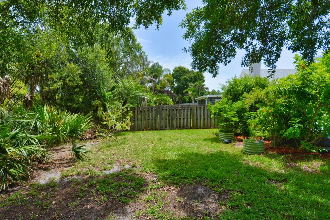 900 NW Waterlily Place, Jensen Beach, FL 34957 Photo