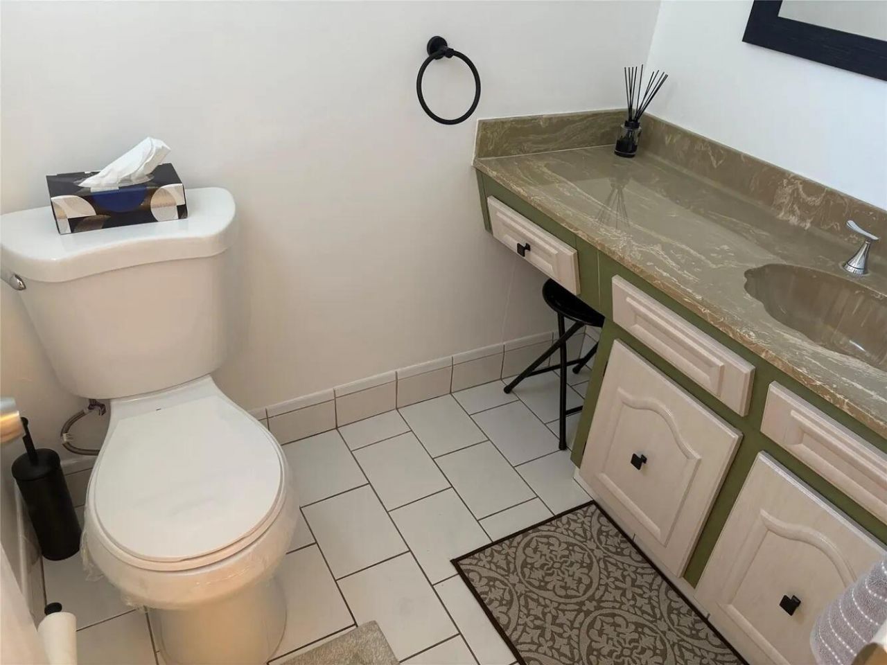 4050 NW 42nd Avenue, Unit 415, Lauderdale Lakes, FL 33319 Photo