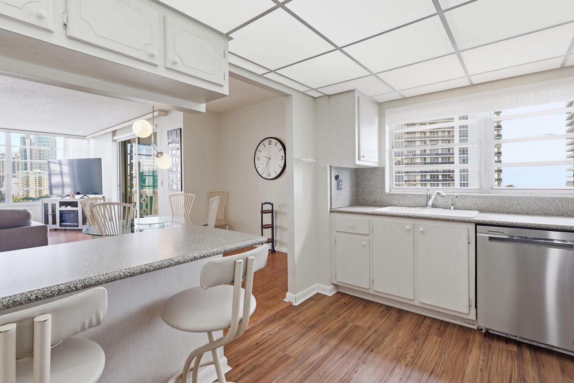 1825 S Ocean Drive, Unit PH 1, Hallandale Beach, FL 33009 Photo