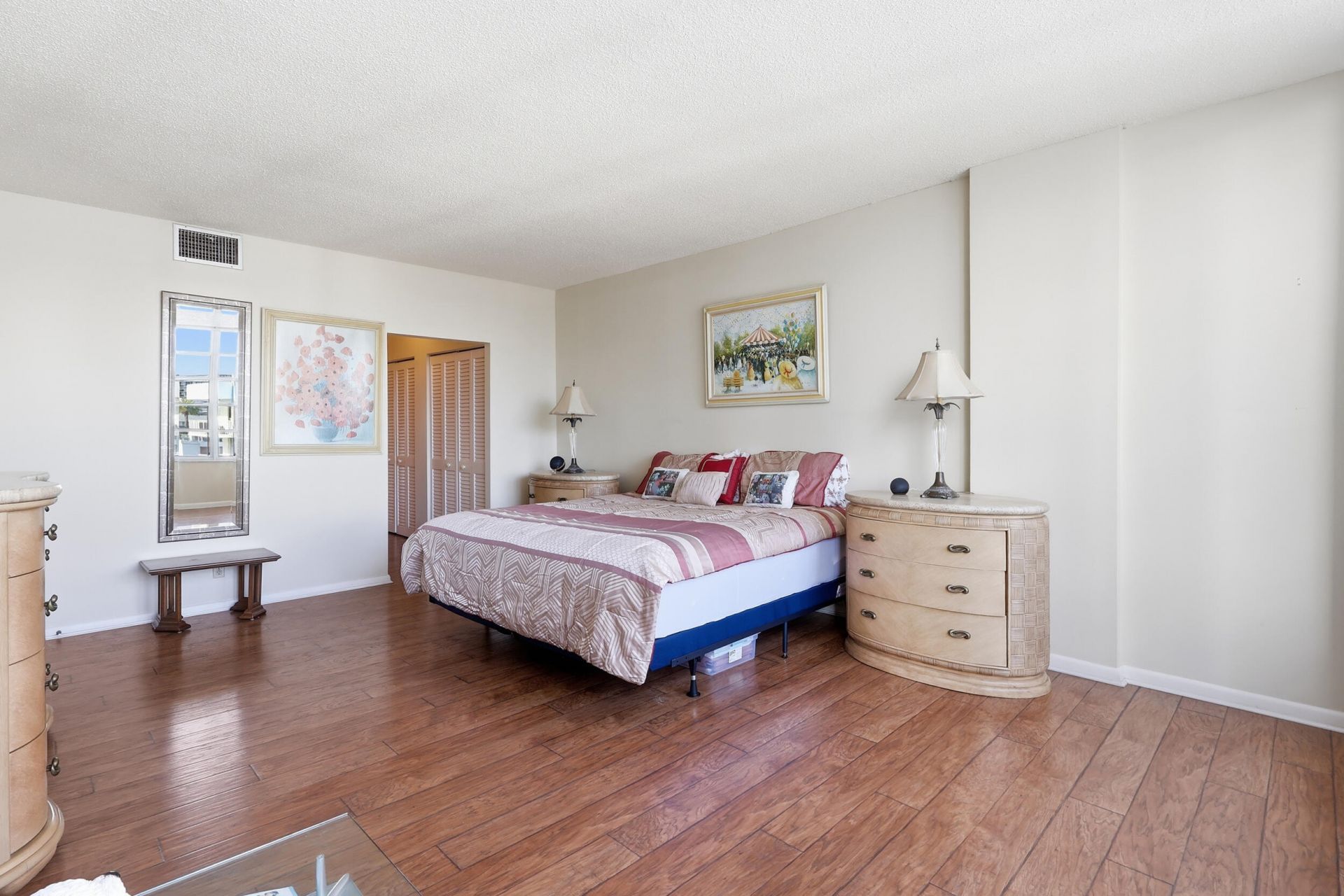 1825 S Ocean Drive, Unit PH 1, Hallandale Beach, FL 33009 Photo
