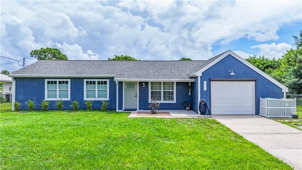 2016 Pellam Blvd, Port Charlotte, FL 33948 Main Photo