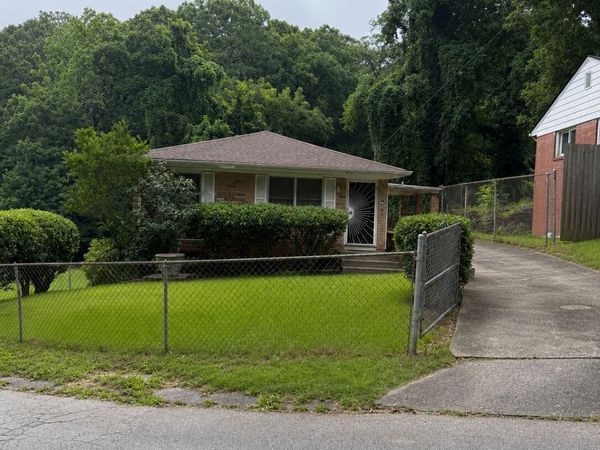 947 N Eugenia Place NW, Atlanta, GA 30318