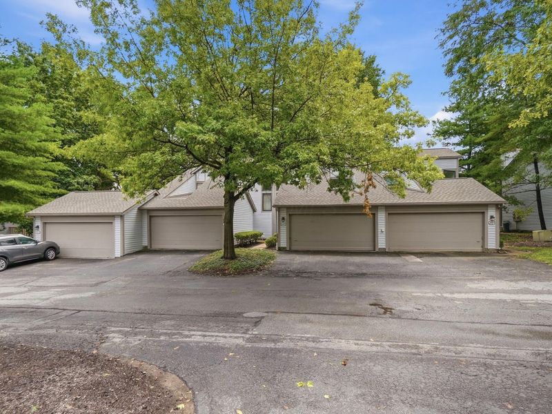 2691 Woodland Trail Drive, Columbus, OH 43231 Photo 1