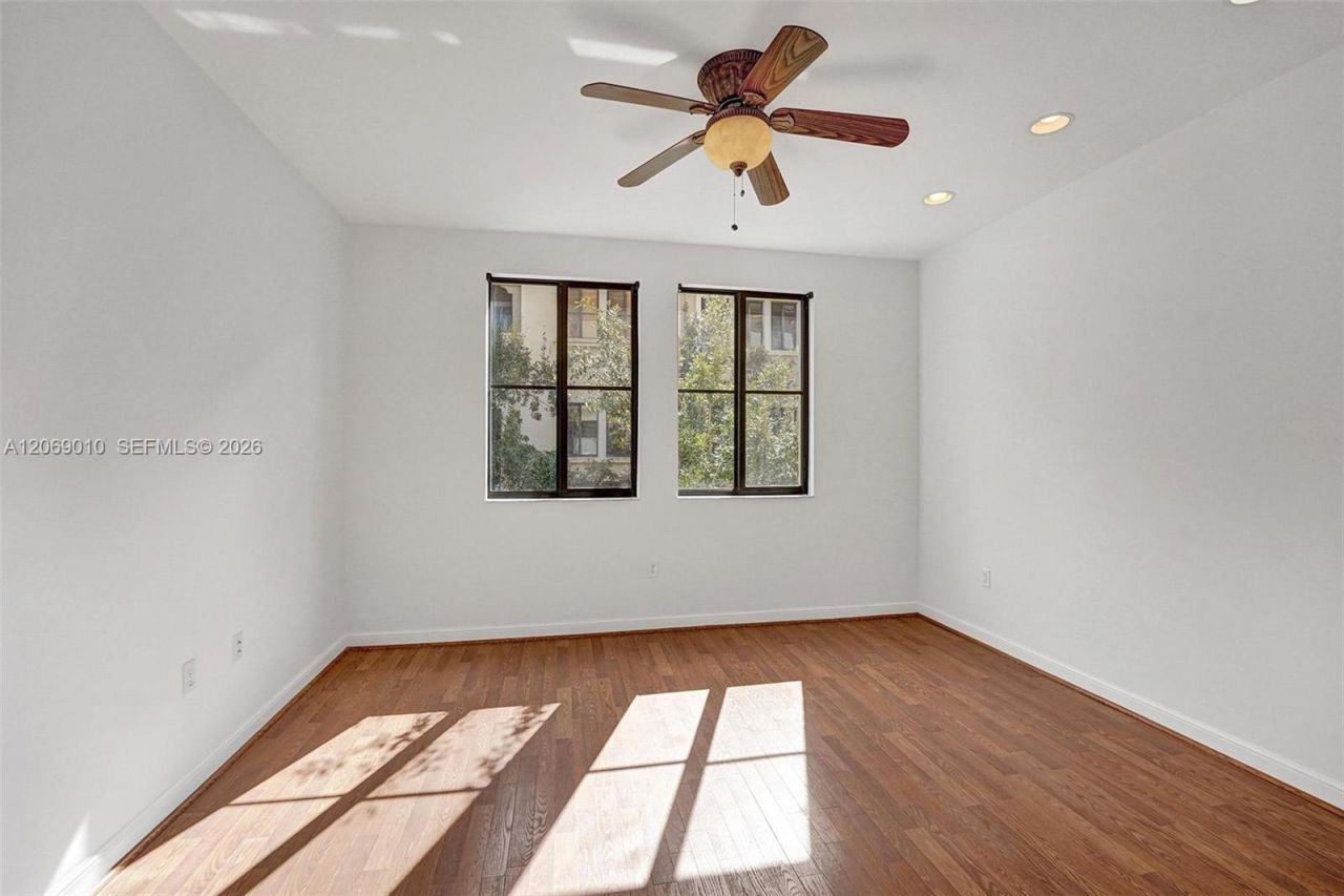 2925 NW 126th Ave, Unit 1-320, Sunrise, FL 33323 Photo