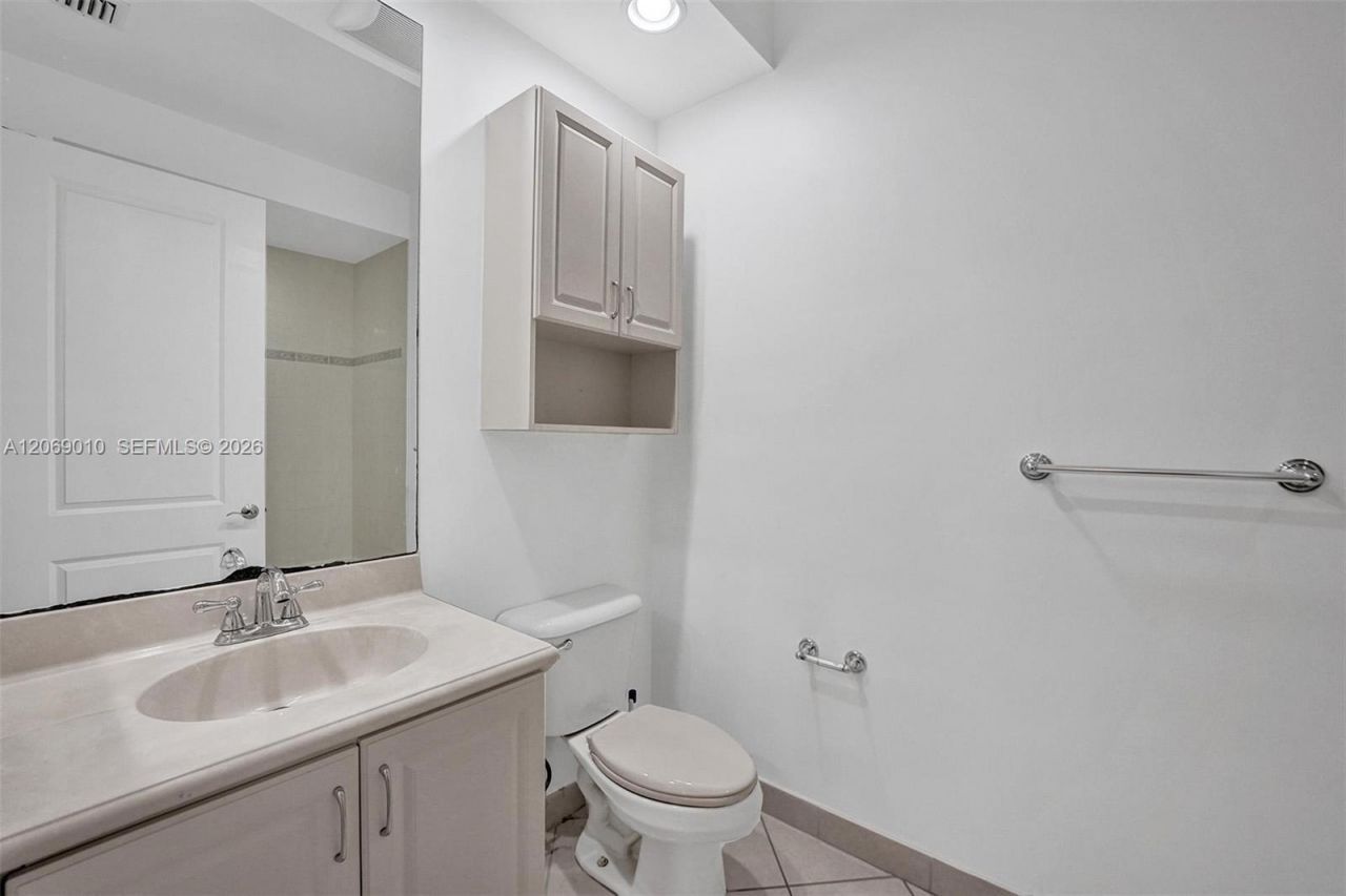 2925 NW 126th Ave, Unit 1-320, Sunrise, FL 33323 Photo
