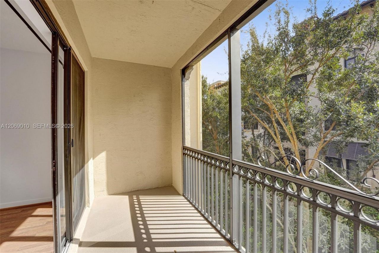 2925 NW 126th Ave, Unit 1-320, Sunrise, FL 33323 Photo