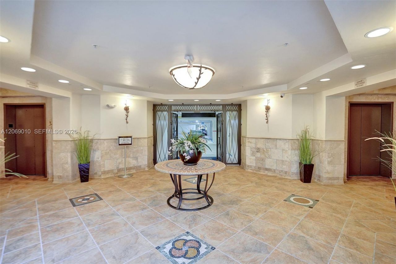 2925 NW 126th Ave, Unit 1-320, Sunrise, FL 33323 Photo