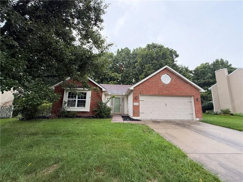 3433 Surry Ridge Way, Dayton, OH 45424 Photo 2