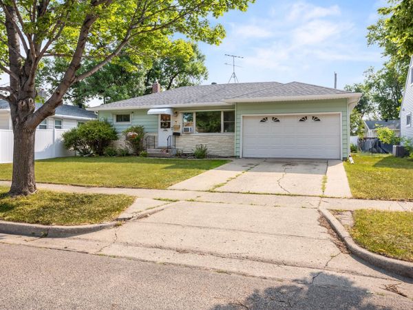1236 15 1/2 Street N, Moorhead, MN 56560