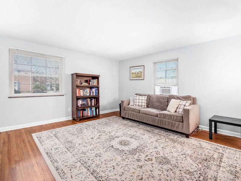 1775 Northwest Court, Unit 105, Columbus, OH 43212 Photo 6
