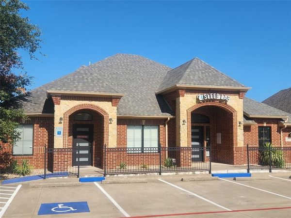 2125 Martin Drive , Bedford, TX 76021