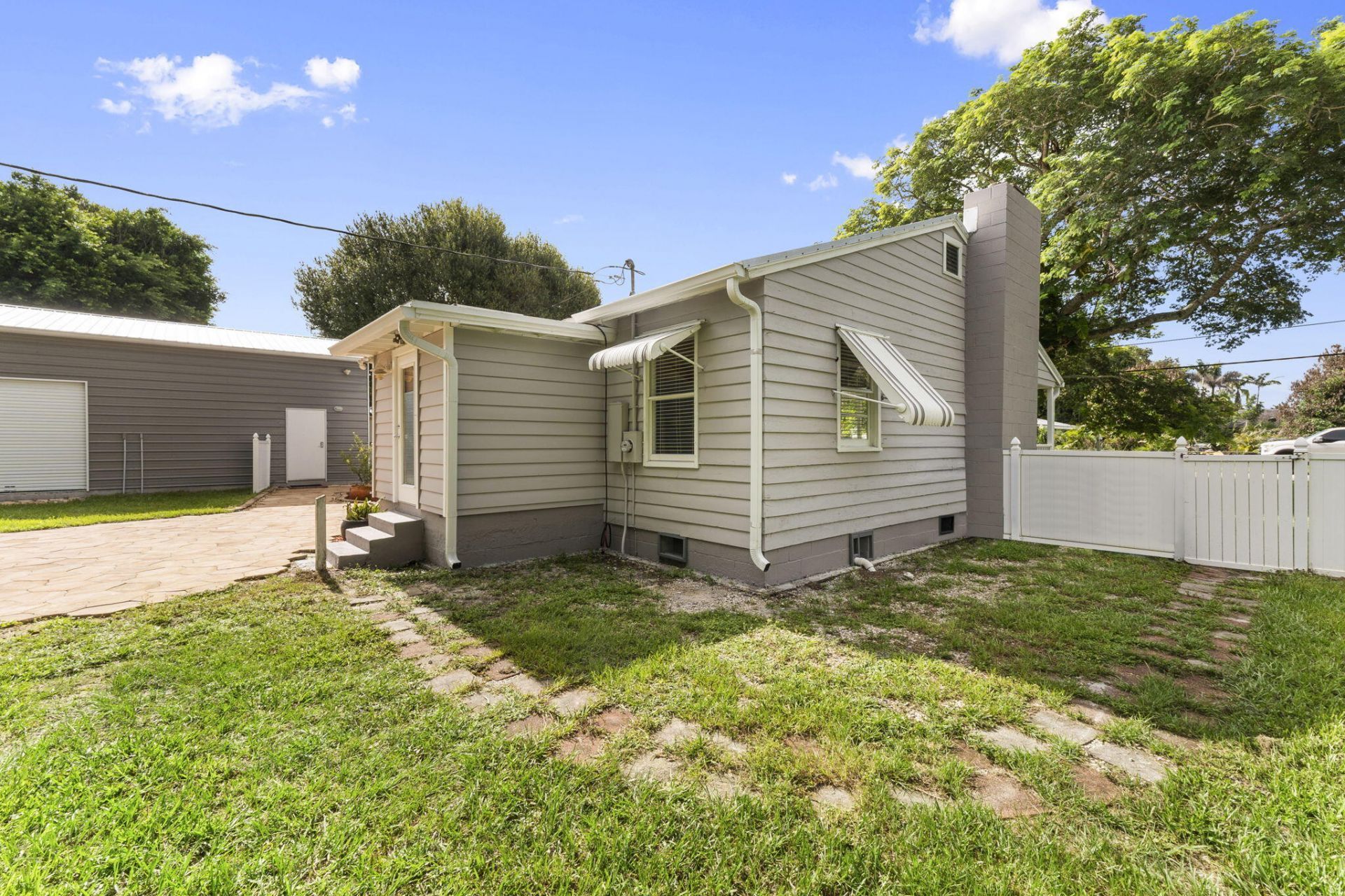 1126 Pine Avenue, Fort Pierce, FL 34982 Photo