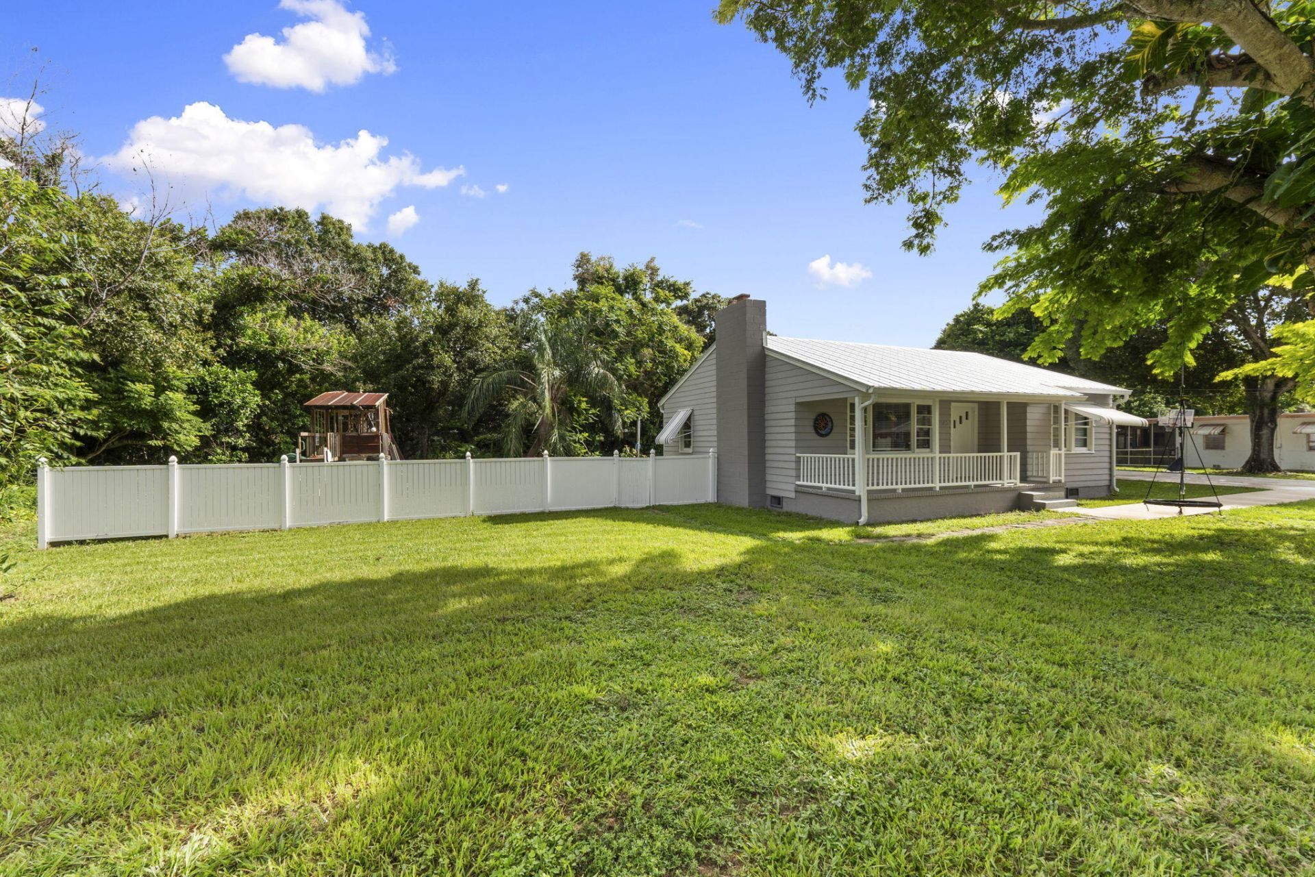 1126 Pine Avenue, Fort Pierce, FL 34982 Photo