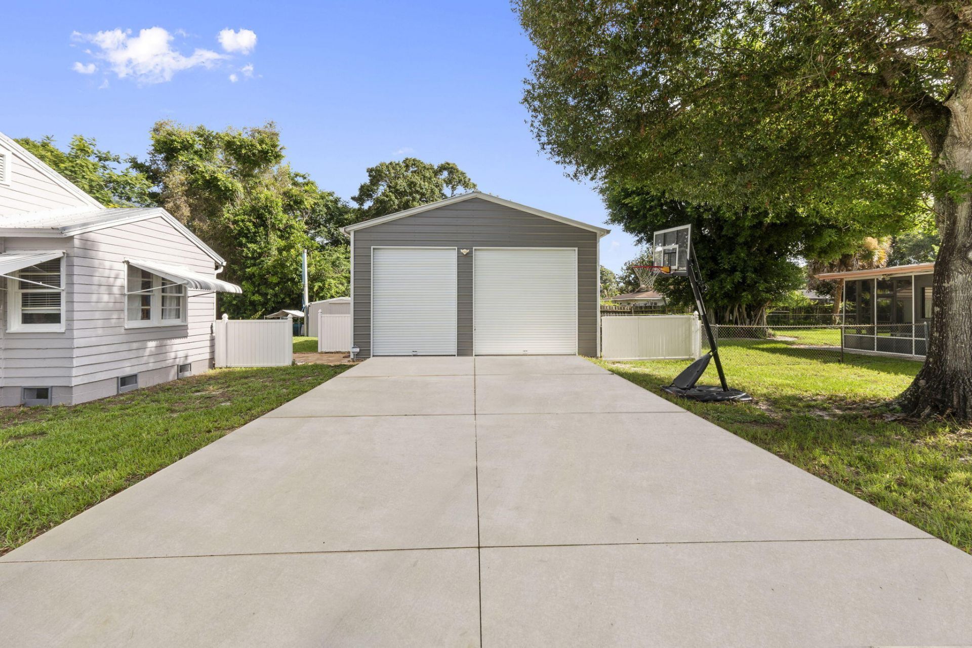 1126 Pine Avenue, Fort Pierce, FL 34982 Photo
