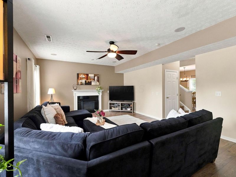 1332 Wagy Square, Pataskala, OH 43062 Photo 6
