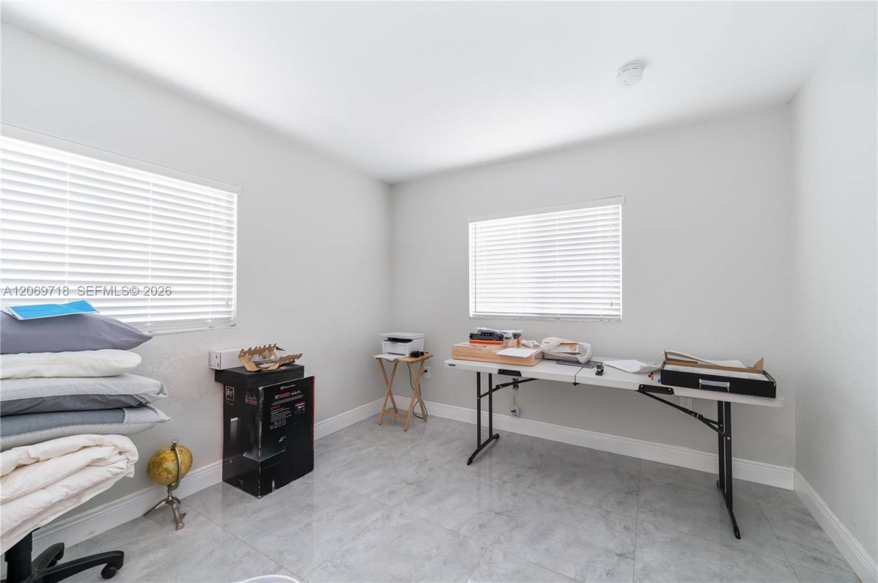 1960 NW 4th Ave , Unit 42, Miami, FL 33136 Photo