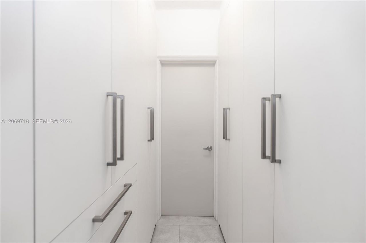 1960 NW 4th Ave , Unit 42, Miami, FL 33136 Photo