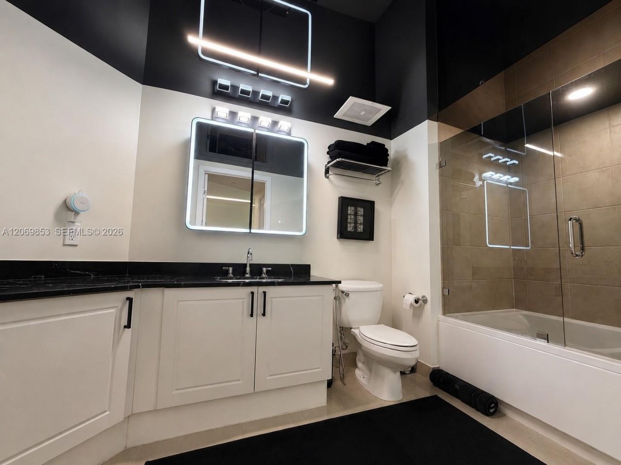 19501 W Country Club Dr , Unit 1004, Aventura, FL 33180 Photo