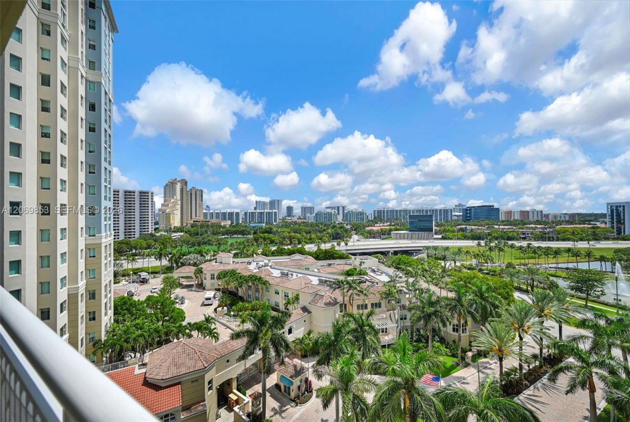 19501 W Country Club Dr , Unit 1004, Aventura, FL 33180 Photo
