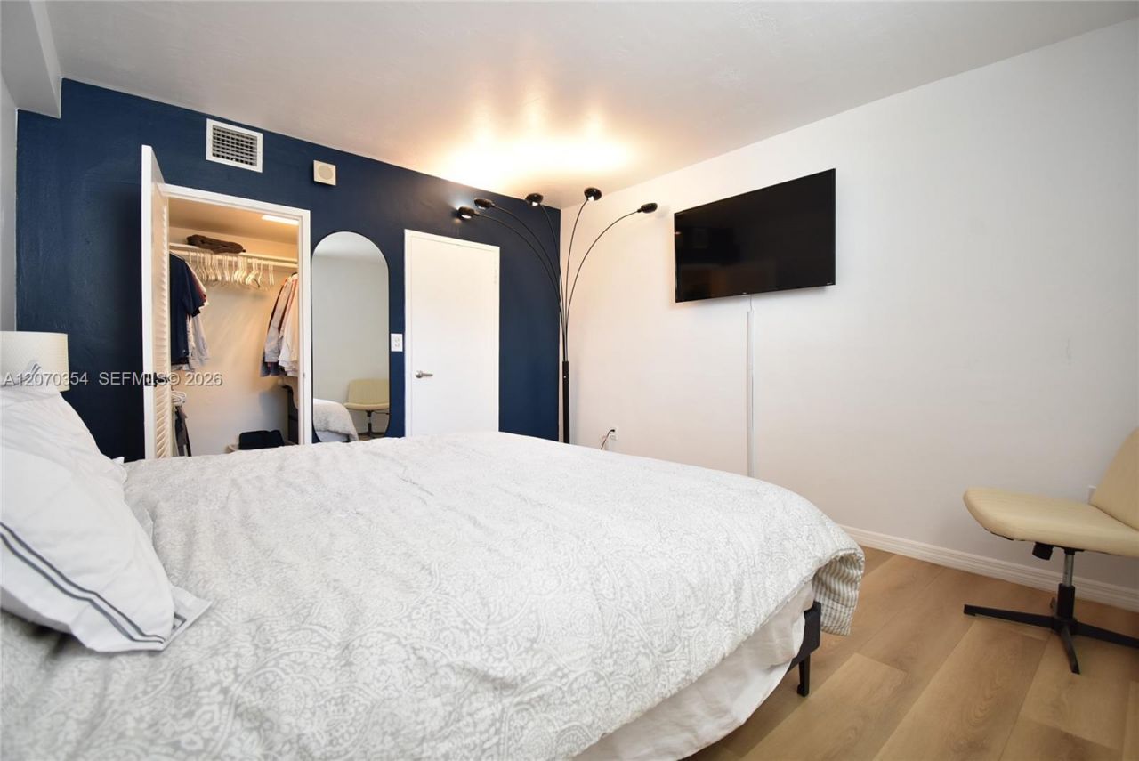 1300 Lincoln Rd, Unit B302, Miami Beach, FL 33139 Photo