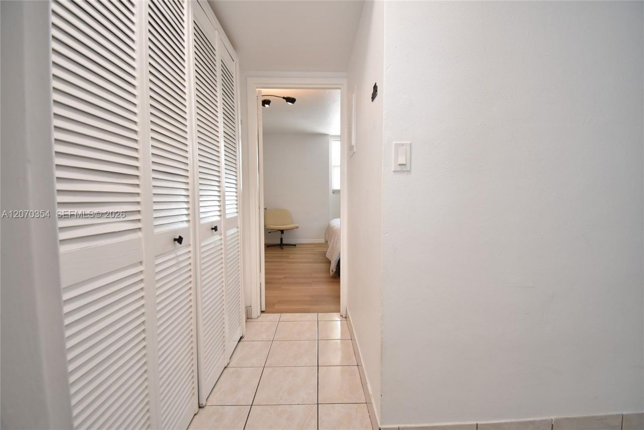 1300 Lincoln Rd, Unit B302, Miami Beach, FL 33139 Photo