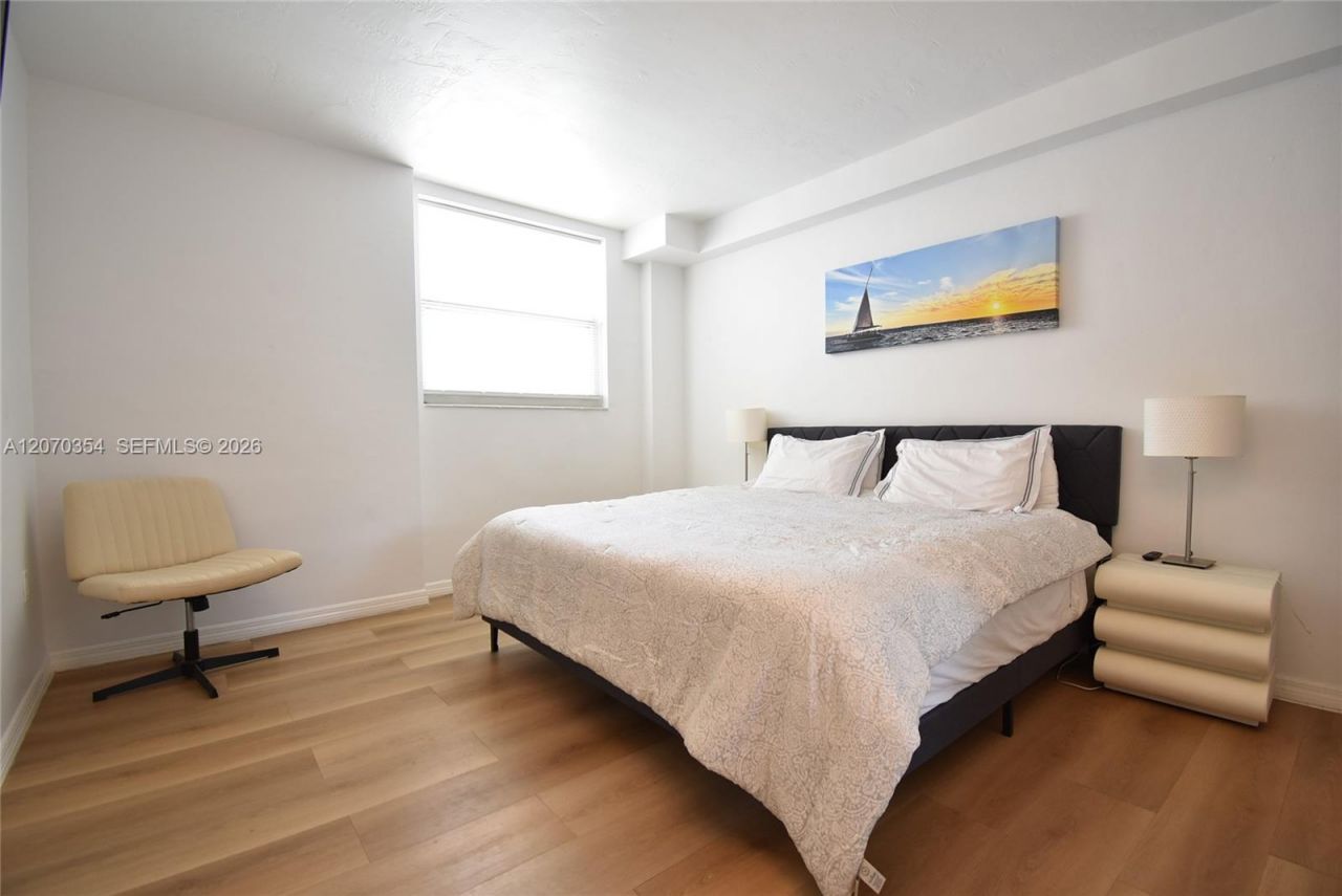 1300 Lincoln Rd, Unit B302, Miami Beach, FL 33139 Photo