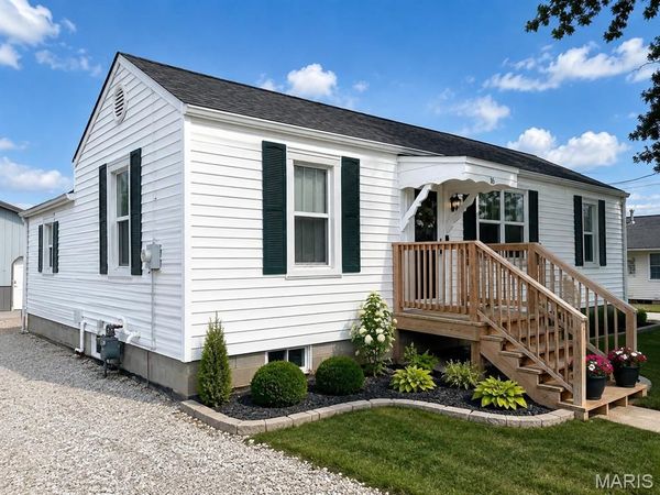 16 Maryknoll Road , Old Monroe, MO 63369