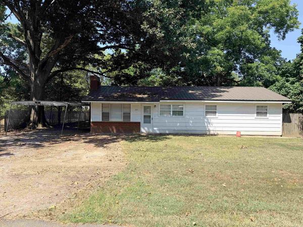 303 Choate Street, Tuckerman, AR 72473