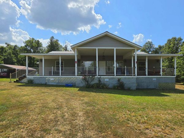 100 Fischer Drive, Mountain View, AR 72560