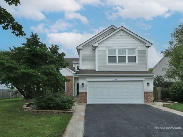 301 Ferryville Drive , Lake In The Hills, IL 60156