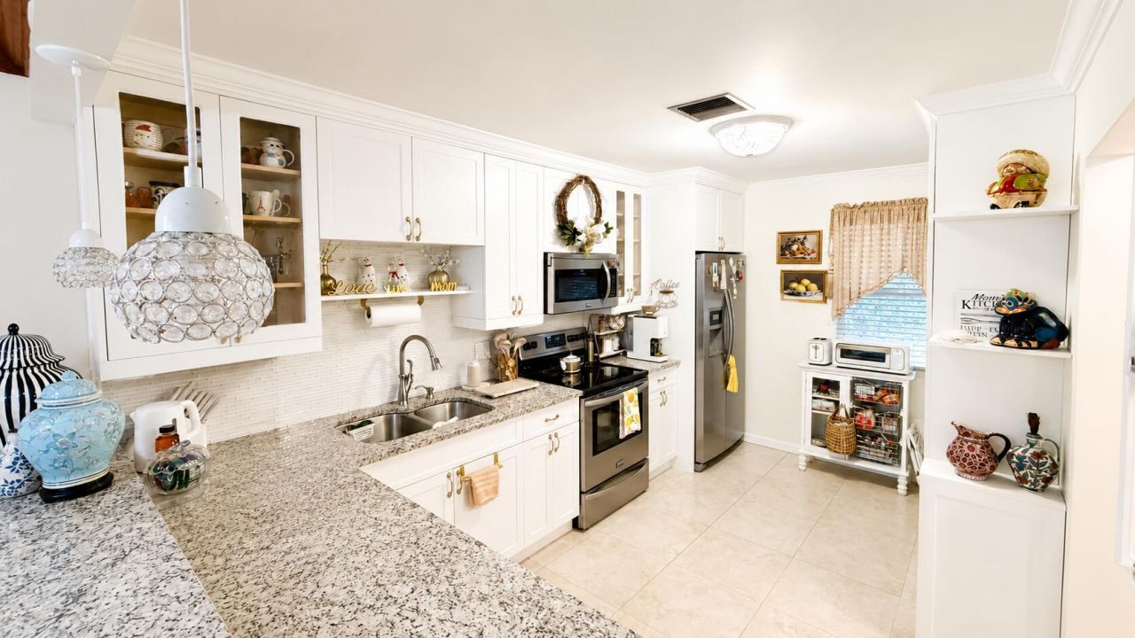 5780 W Fernley Drive W, Unit 101, West Palm Beach, FL 33415 Photo