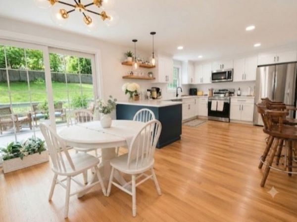609 Washington St, Holliston, MA 01746