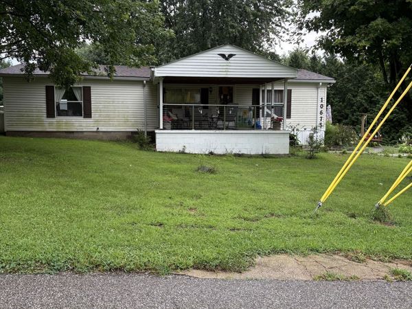 10675 E 1100 N, Seymour, IN 47274