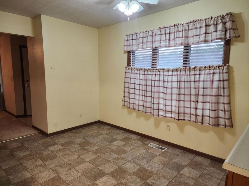 521 Julia Street, Unit Unit 29, Urbana, OH 43078 Photo 6