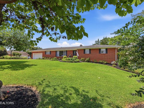 7517 Jessilee Drive, Knoxville, TN 37938
