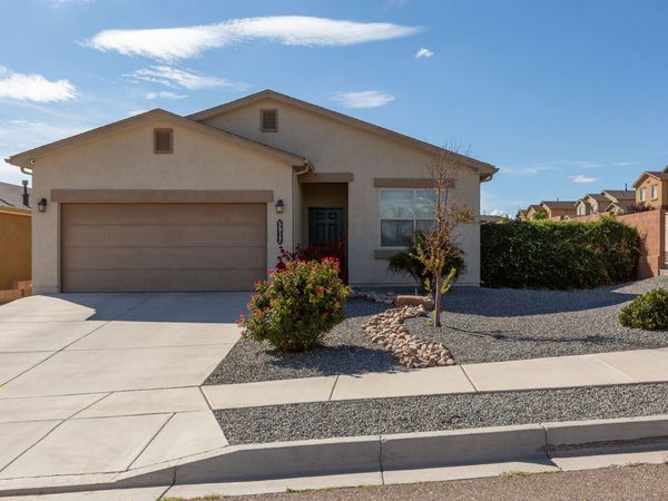 5917 Colfax Place NE, Rio Rancho, NM 87144